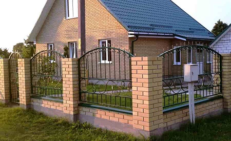 brick-fence.jpg